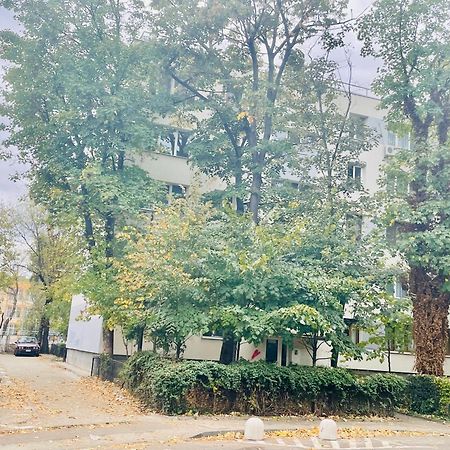 Thias Apartment -Parter, Langa Spitalul Marie Curie Bükreş Dış mekan fotoğraf