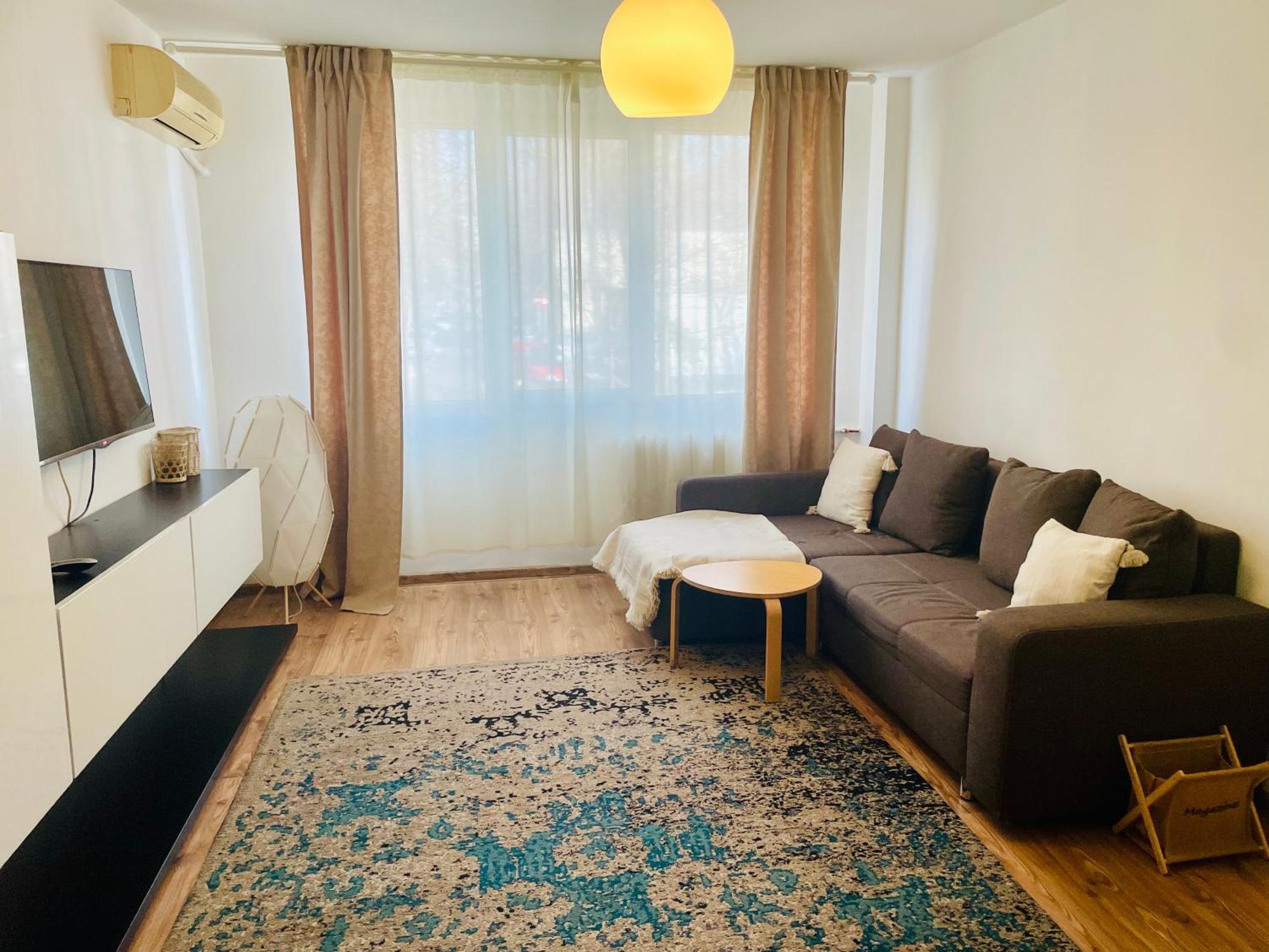 Thias Apartment -Parter, Langa Spitalul Marie Curie Bükreş Dış mekan fotoğraf